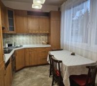 Kitchen with dining table