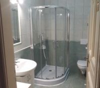 Shower & toilet (shared)